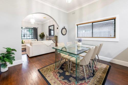 Maple House of Period Charm in Fawkner