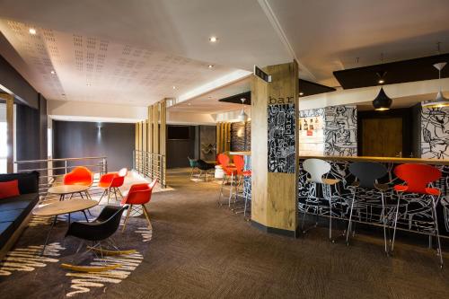 Bar/lounge, Ibis Bordeaux Lac in Le Lac