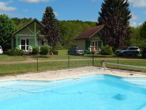 Chalet Confort 6 personnes avec Terrasse - API-1-52-1696 in 弗爾芒通