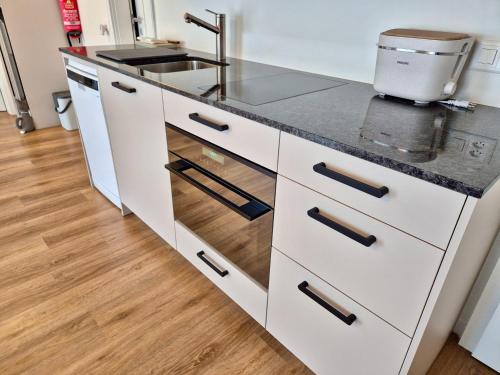Konyha, 2-Zimmerwohnung 55m2, nahe Zürich (2-Zimmerwohnung 55m2, nahe Zurich) in Herrliberg