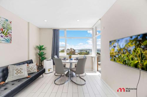 MetaWise Harbour View Studio Kirribilli in North Sydney