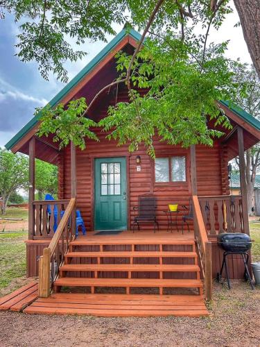 Peaceful Lakefront Cabin with Loft, Beach Access & Sunset Views in Buchanan Dam, Texas in Buchanan Dam