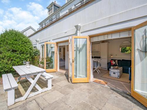 阳台/露台, Garden Apartment in 斯托肯汉