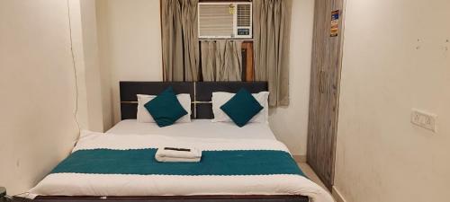 โฮเทล ชิวัม - ใกล้ อานันด์ วิหาร เรลเวย์ สเตชั่น (Hotel Shivam - Near Anand Vihar Railway Station) in นิวเดลี