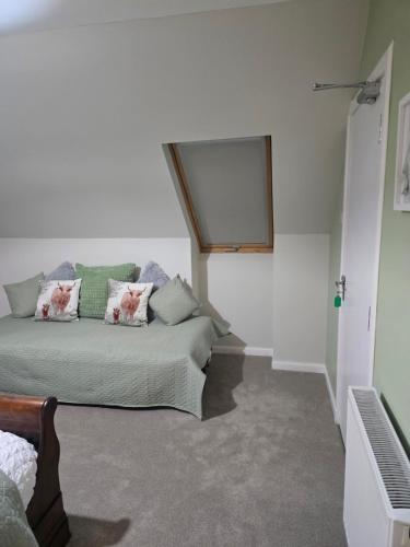 Fort William loft on shore front with amazing views 5