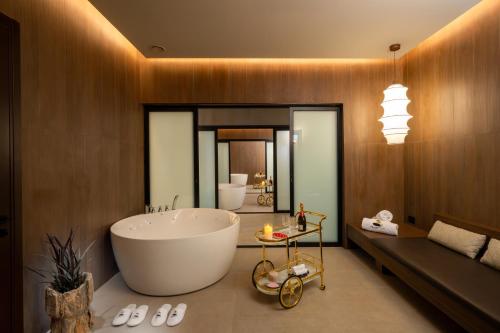 Spa, Leonardo Plaza City Tower Tel Aviv in Tel Aviv