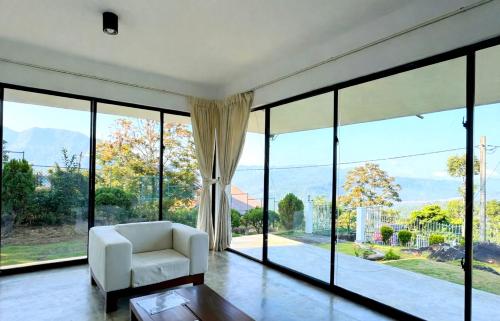 The View at Glenloch - Home Stay