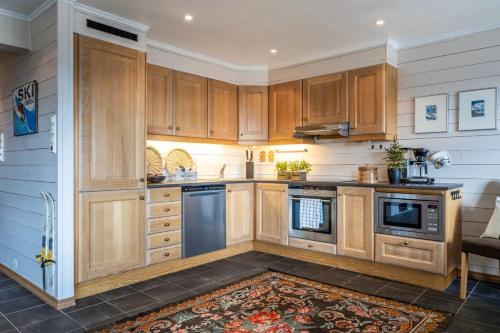 Cocina, Large ski apartment in Skardsnuten, Ski-Inn-Ski-Out in Hemsedal