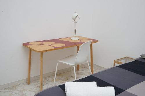 Apple guest house Room Type - Triple Room with Shared Bathroom