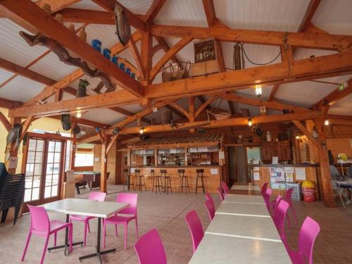Iekārtas, ZEcamping 3 étoiles avec piscine et pataugeoire (ZEcamping 3 etoiles avec piscine et pataugeoire) in Saint-Projet
