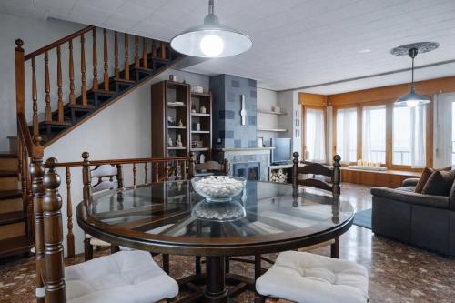 Casa Dalia grande y luminosa con terraza y garaje en pueblo tranquilo in Sierra de Luna