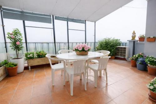 Casa Dalia grande y luminosa con terraza y garaje en pueblo tranquilo in Sierra de Luna