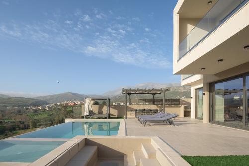 Venerato Villas Ampela & Apolonia, with Pool, Spa Whirlpool & Heritage, By ThinkVilla in Paliani