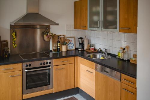 Helle Wohnung in Seenähe in Berg am Starnberger See, Deutschland