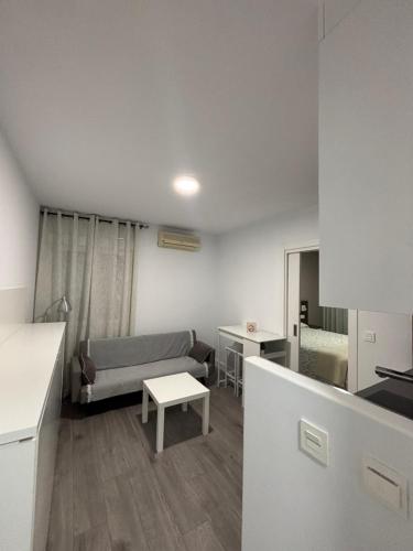 Hostal Los Rosales in Tejeda De Tietar