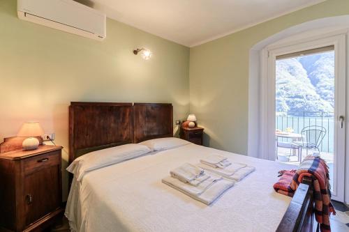 1 double bed