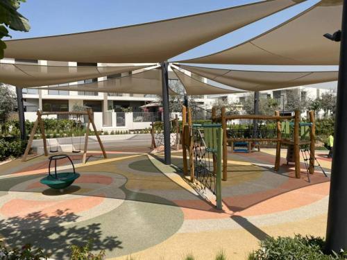 Allsopp & Allsopp - 4-Bedroom Villa with Maids Room in Aura 3 Tilal Al Ghaf - image 13
