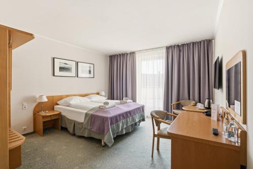 1 double bed