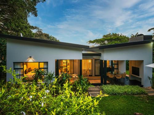 Luxury Villa Albizia, Eden Rock Estate, Pennington in Imbabala Forest Estate