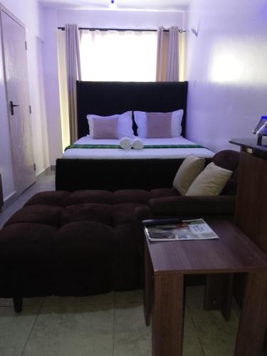 Serenity Brown Pad, Kiambu