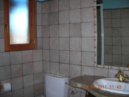 浴室, Cozy Apartment in Coscojuela de Sobrarbe, 45 m², View in 托烏莫里約