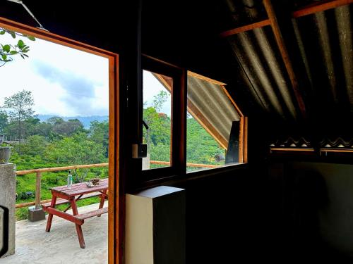 주변 환경, Backpackers Hostel in 엘라