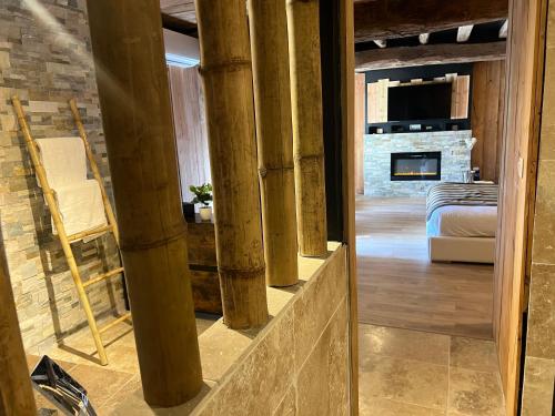 Фасада на хотела, Maison romantique avec jacuzzi privatif in Mittainville