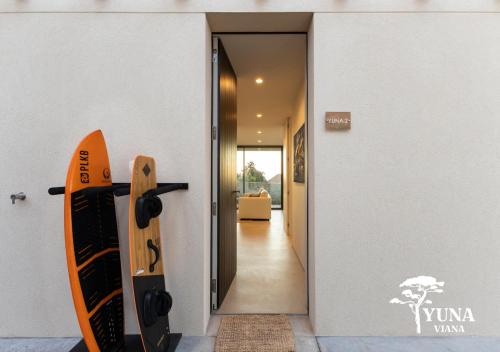 Yuna - Ultimate Surf Lodge in Vila Nova De Anha