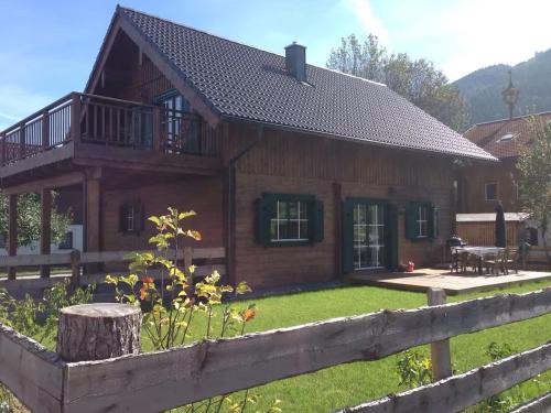 Wooden Chalet Loui - Apartment in Leogang, Österreich