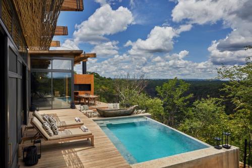 Swimming pool, Bupenyu Lodge by NEWMARK in Dete