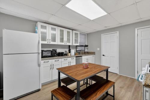 Spacious 2Br home in Malden with AC & heat in 馬爾登