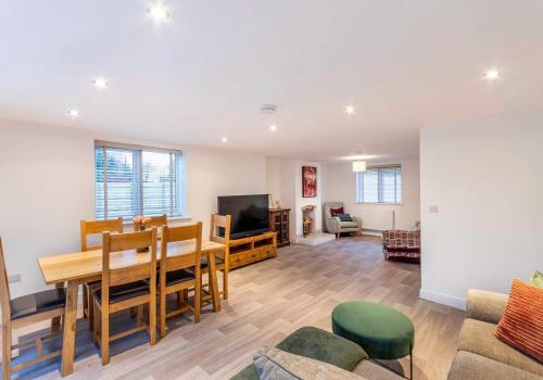 Lincoln Country Cottage Large Garden & Free Parking in North Scarle