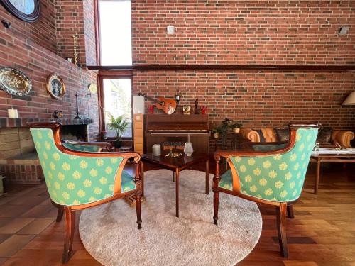 共用Lounge/電視區, Private room - 7 in a luxury villa CHALET STYLE in 西阿克爾