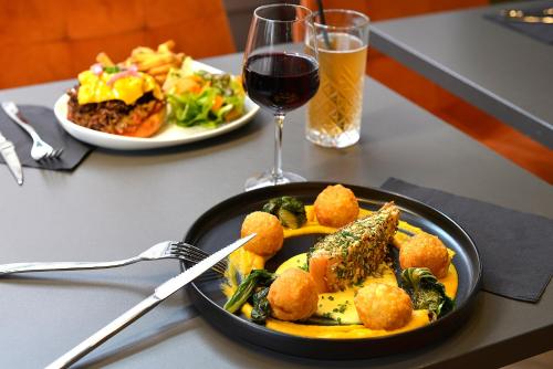 레스토랑, Logis Hotel Maison Voltaire in 앙부아즈