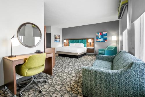 Hampton Inn Bloomington West - image 27