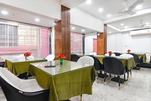 FabHotel Continental – Calcutta, LA