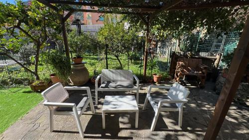Casa Irene by the beach with garden and AC