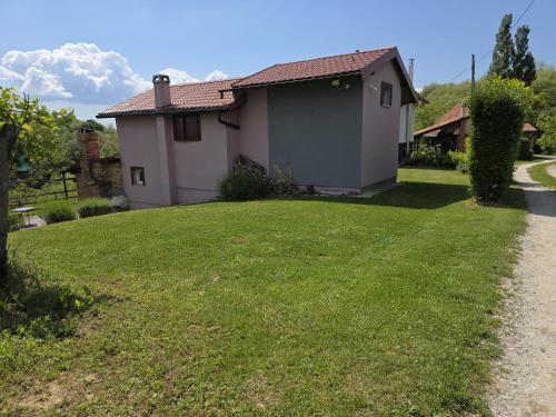 Obiteljska kuća za odmor (Obiteljska kuca za odmor) in 哈爾斯新納