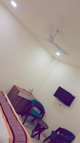 HOTEL Prithvi Ratan in Ahmamau