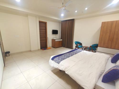 HOTEL Prithvi Ratan in Ahmamau