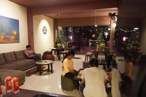 ผับ/เลาจน์, Cocostay in โกชิ