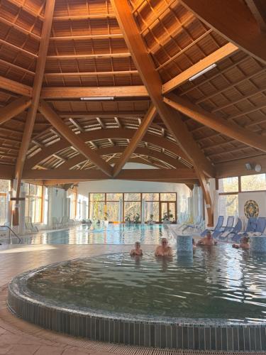 泳池, Thermal Hotel Tengelic in 麥地那