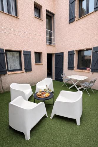 Au cœur du village de Gruissan in 格呂伊桑市中心