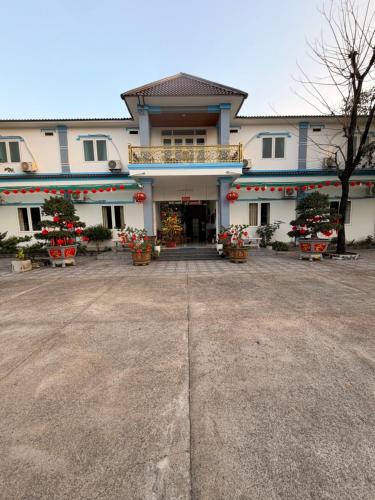 Nhà Nghỉ Lê Nguyễn  in ها تيان
