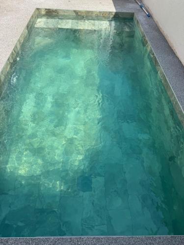 DIGITONE BY GATES Studio cosy pour 4 sans jacuzzi ni rooftop in Marignane