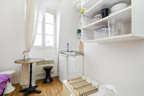 CHAMPS ELYSEES STUDENT STUDIo in Rosieres-pres-Troyes