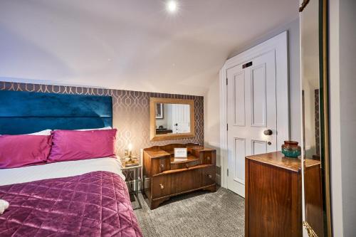Art House - image 9