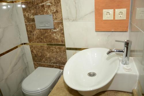 kingwood country club and resort 401 country club drive clayton ga united states us ga 30525 harmon