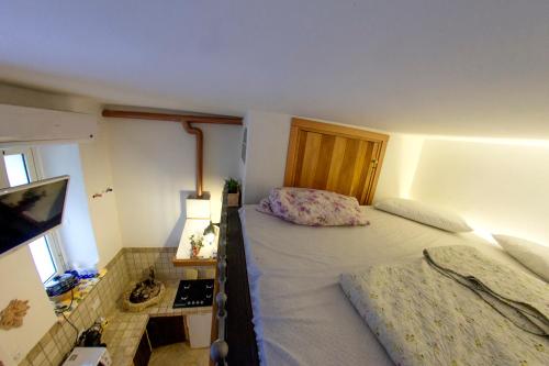 Underground Rome's Room, Rome