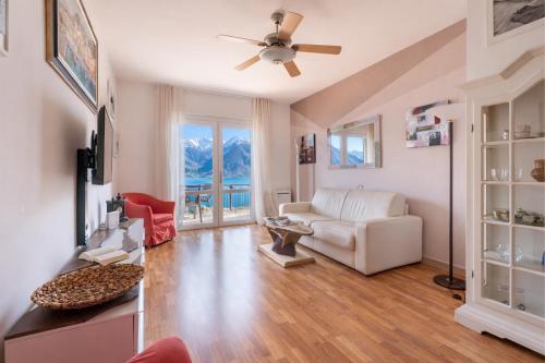 Mont&Lac Lake View Apartment in Limone - Limone sul Garda Mont&Lac Lake View Apartment in Limone - Limone sul Garda